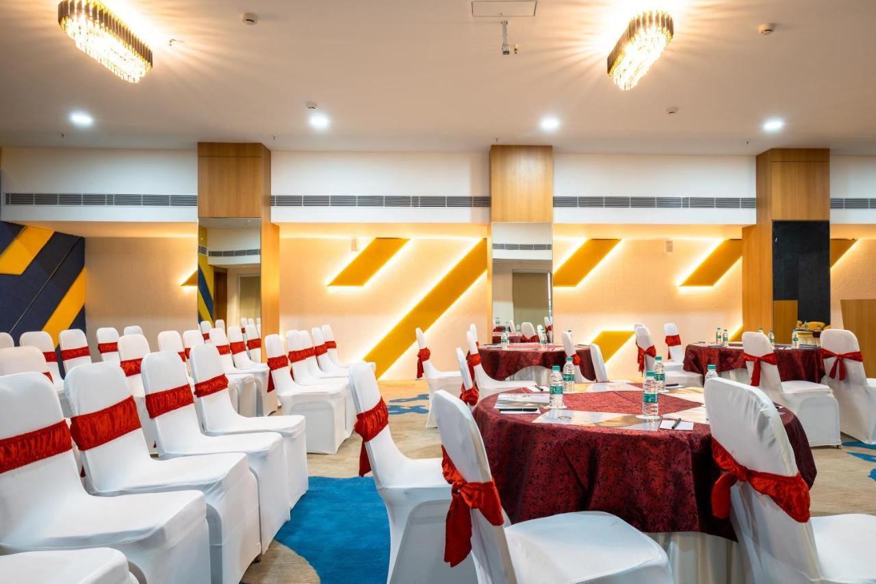 Clubway Grand A Boutique Hotel Jorhat Exterior photo