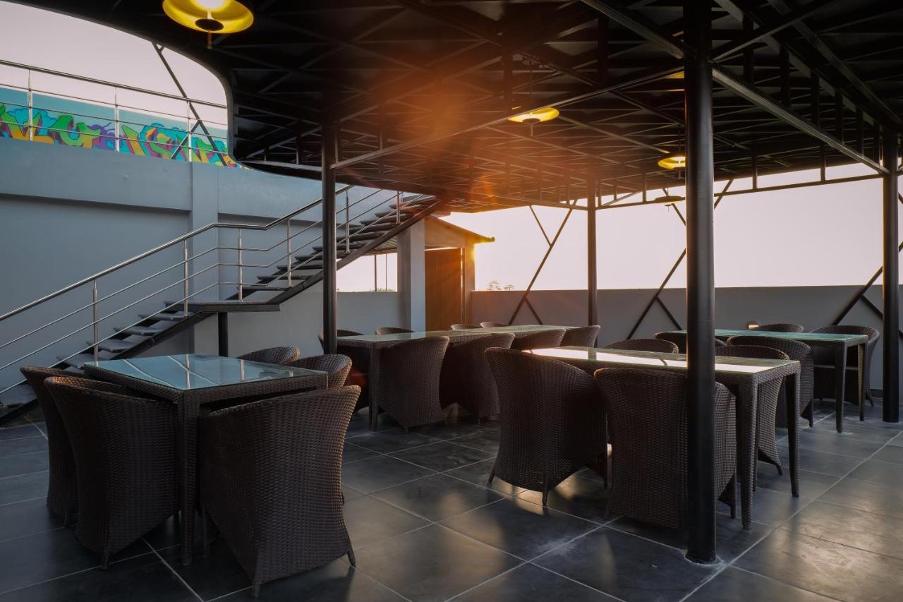 Clubway Grand A Boutique Hotel Jorhat Exterior photo
