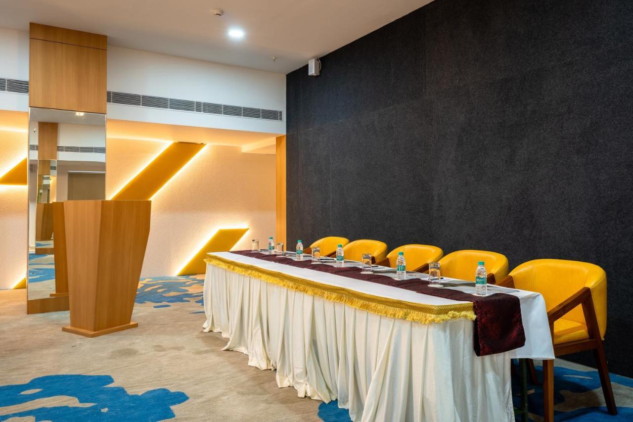 Clubway Grand A Boutique Hotel Jorhat Exterior photo