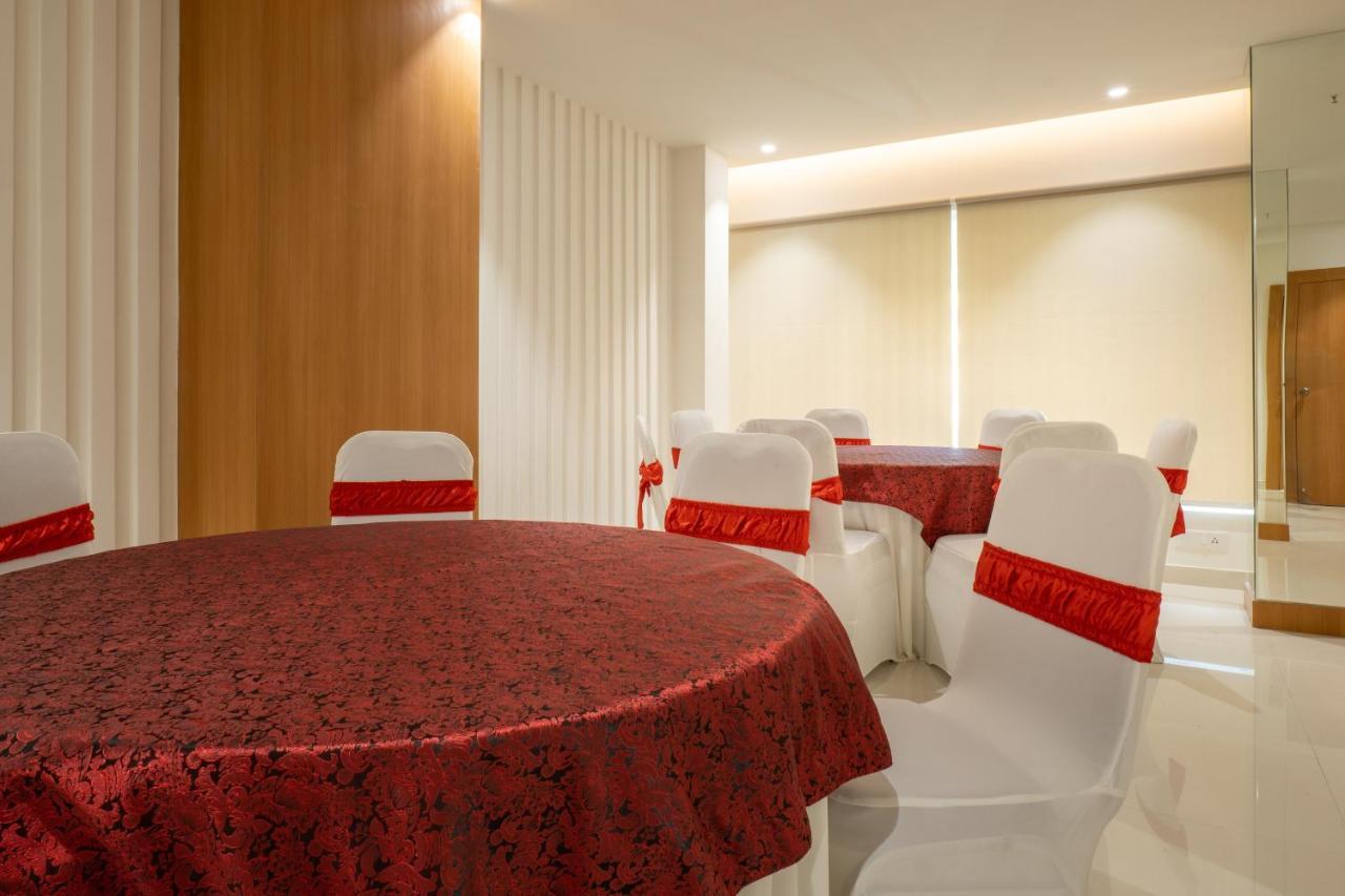 Clubway Grand A Boutique Hotel Jorhat Exterior photo